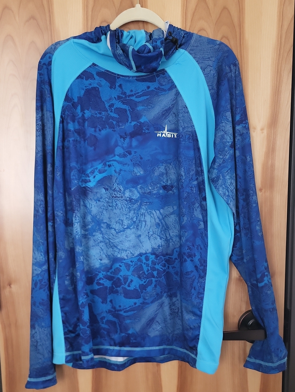 Habit Hooded Men’s Blue Long-Sleeve Swim Shirt